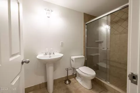 Bath - 35 Macdonald St, Eagle, CO 81631 photo 3 of 3
