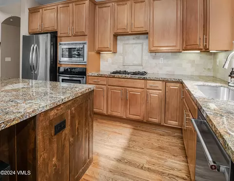 960 Sylvan Lake Rd, Eagle, CO 81631 photo 7