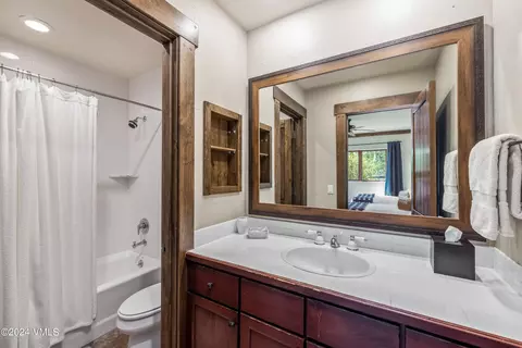 Bath - 48 Jasmine, Avon, CO 81620 photo 6 of 8