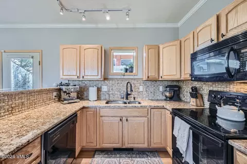 151 Elizabeth Cir, Dillon, CO 80435 photo 13