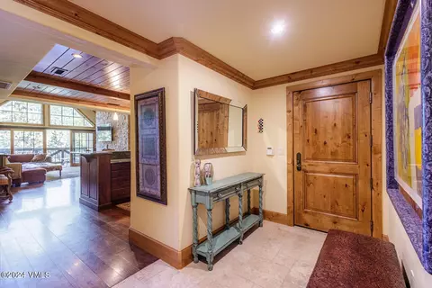 434 S Frontage Rd E #402, Vail, CO 81657 photo 3