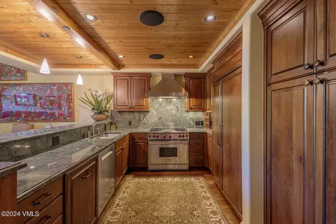434 S Frontage Rd E #402, Vail, CO 81657 photo 10