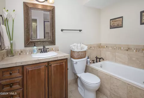 Bath - 216 Mayer St, Eagle, CO 81631 photo 6 of 7