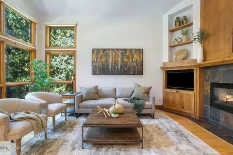 4552 Meadow Dr #24, Vail, CO 81657