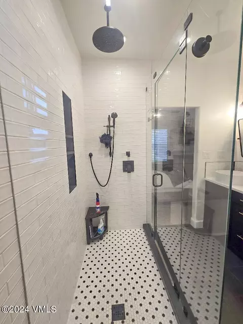Bath - 331 Founders Ave, Eagle, CO 81631 photo 3 of 6