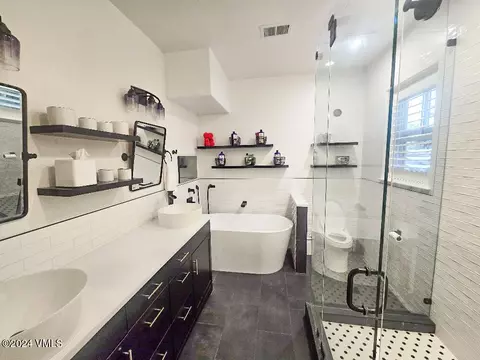 Bath - 331 Founders Ave, Eagle, CO 81631 photo 4 of 6