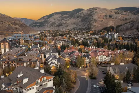 100 E Mdw #15, Vail, CO 81657 photo 8