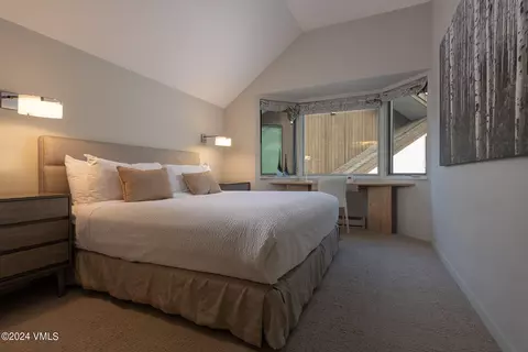 100 E Mdw #15, Vail, CO 81657 photo 10