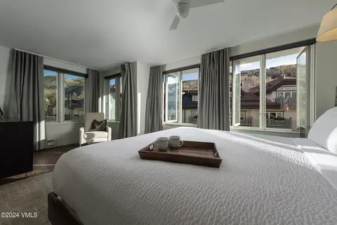 100 E Mdw #15, Vail, CO 81657 photo 5