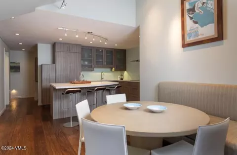 100 E Mdw #15, Vail, CO 81657 photo 3