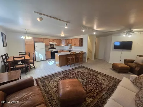Living - 702 Bull Run, Eagle, CO 81631 photo 5 of 6