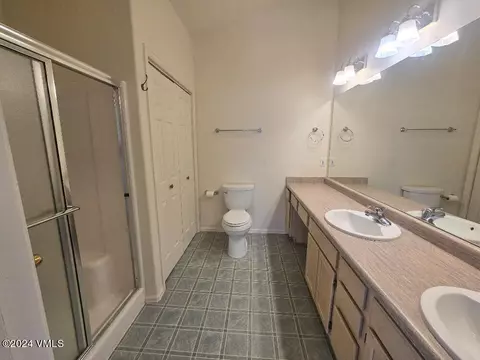 Bath - 702 Bull Run, Eagle, CO 81631 photo 2 of 3