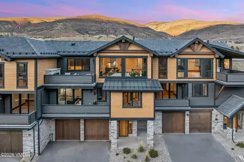 200 Goldfinch Ln #1B, Avon, CO 81620