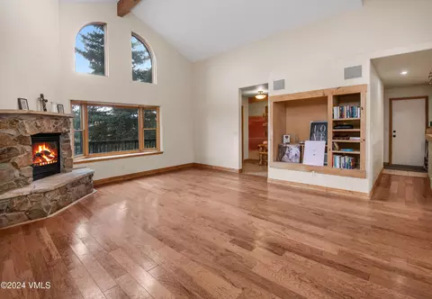 Living - 85 Pinion Ln, Eagle, CO 81631 photo 5 of 10