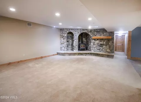 Living - 85 Pinion Ln, Eagle, CO 81631 photo 8 of 10