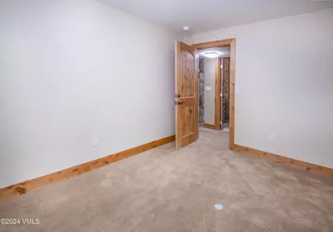 Bedroom - 85 Pinion Ln, Eagle, CO 81631 photo 7 of 10
