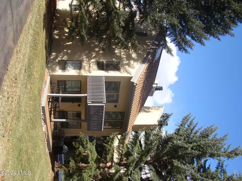 200 Dogwood Dr #202, Avon, CO 81620
