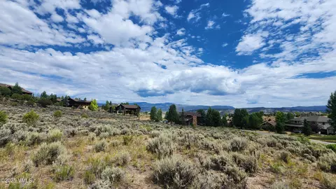827 Hernage Creek Rd, Eagle, CO 81631 photo 3