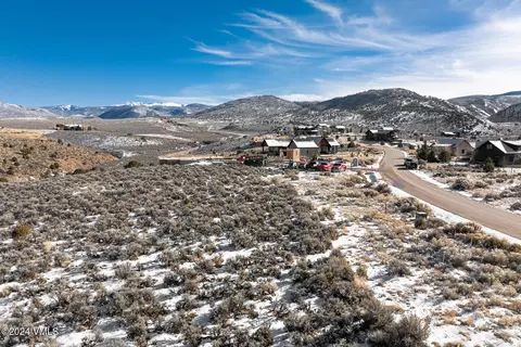 2260 E Haystacker Dr, Eagle, CO 81631 photo 2