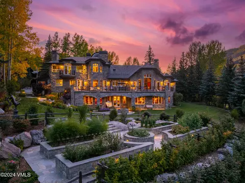1979 Sunburst Dr, Vail, CO 81657