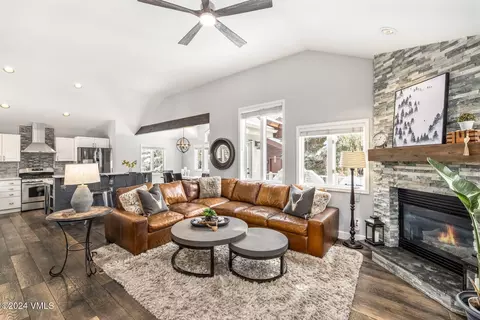 643 Deer Blvd #5, Avon, CO 81620