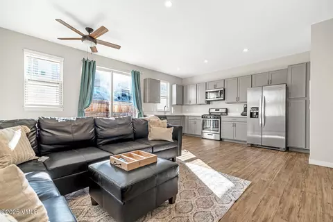 507 Chickadee Ln #8B, Gypsum, CO 81637