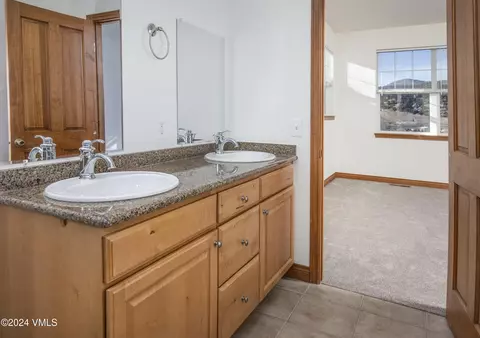 Bath - 49 Bluffs Dr, Eagle, CO 81631 photo 1 of 6