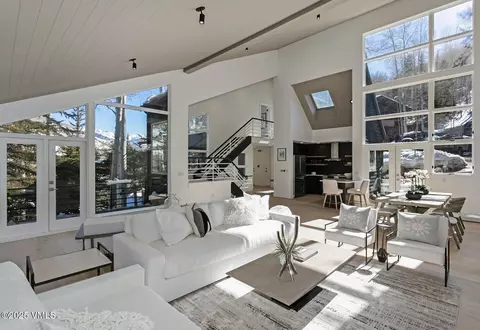 327 Rockledge Rd, Vail, CO 81657 photo 3