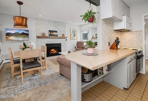 909 Red Sandstone Rd #2A, Vail, CO 81657