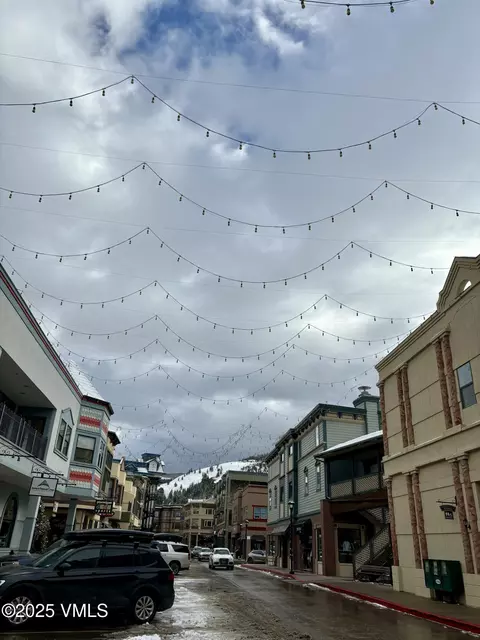 216 Main St #R-301, Edwards, CO 81632