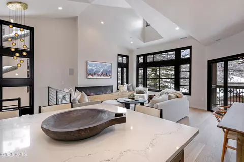 17 Meadow Ct #E1, Beaver Creek, CO 81620