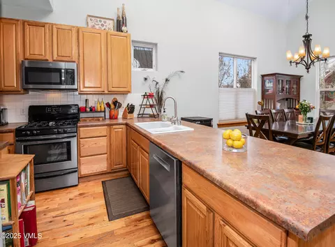Kitchen - 242 Tanager Cir, Eagle, CO 81631 photo 1 of 2