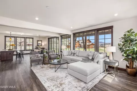 86 Hunters View Ln, Eagle, CO 81631 photo 2