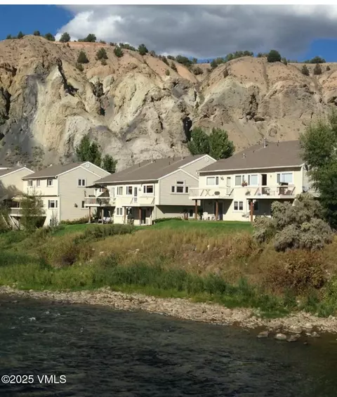 606 Price Ln #E, Gypsum, CO 81637