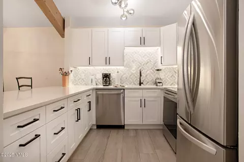 177 Lake St #28, Avon, CO 81620