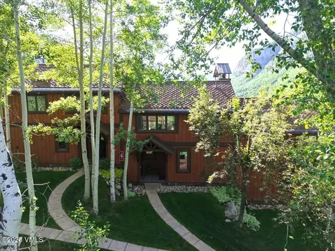 2875 Manns Ranch Rd #J-2, Vail, CO 81657