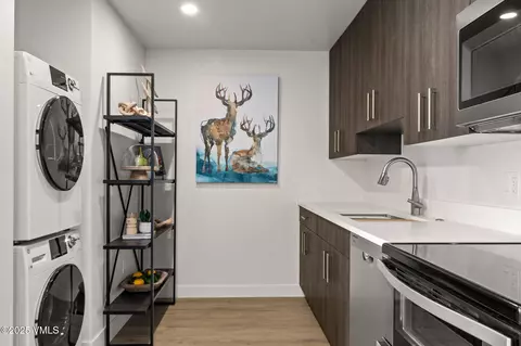 Kitchen - 91 Mount Hope Cir #A102, Eagle, CO 81631 photo 3 of 3