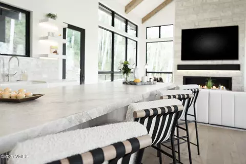 Kitchen - 880 Forest Trl, Edwards, CO 81632 photo 15 of 19
