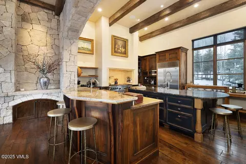 Kitchen - 8 Rue Riviere Rd, Edwards, CO 81632 photo 1 of 2