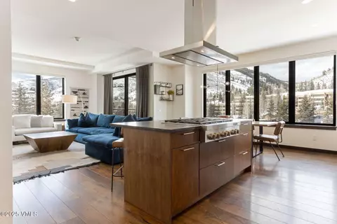 701 W Lionshead Cir #W404, Vail, CO 81657
