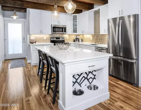 980 Vail View Dr #D220, Vail, CO 81657 photo 4