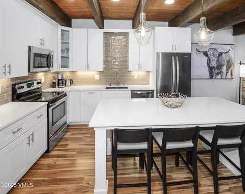 980 Vail View Dr #D220, Vail, CO 81657 photo 9