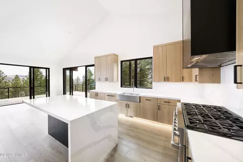 Kitchen - 171 Sunquist Rd, Edwards, CO 81632 photo 5 of 7