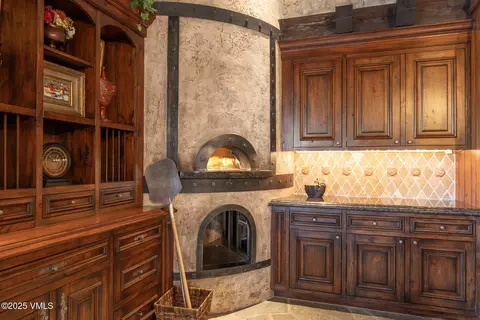 Kitchen - 3712 Daybreak Rdg, Avon, CO 81620 photo 3 of 3