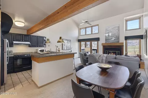 931 Singletree Rd #10, Edwards, CO 81632