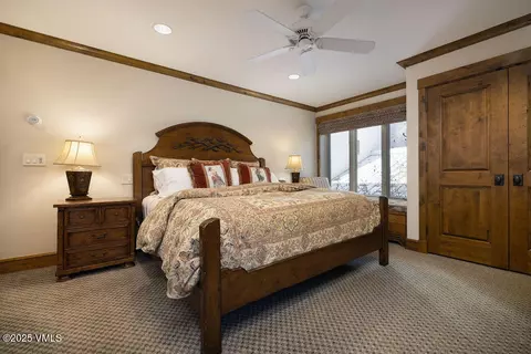 Bedroom - 452 E Lionshead Cir #4E, Vail, CO 81657 photo 1 of 3