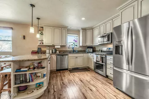1040 Chambers #1, Eagle, CO 81631 photo 3