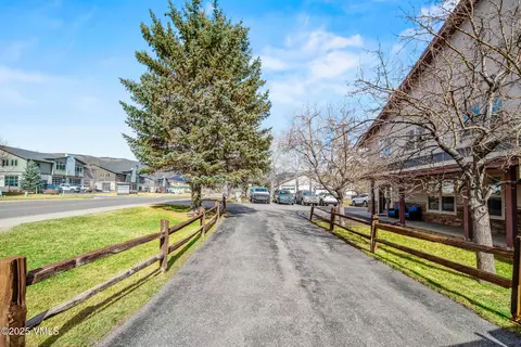 1040 Chambers #1, Eagle, CO 81631 photo 37