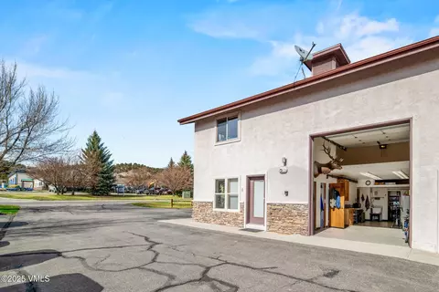 1040 Chambers #1, Eagle, CO 81631 photo 22