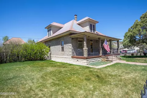 Exterior - 409 Washington St, Eagle, CO 81631 photo 3 of 7